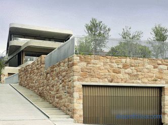 Izbira garažnega projekta iz gaziranega betona - nianse uporabe materiala