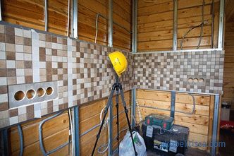 Mavčne stene lesene hiše, pravila, nianse in faze dela, fotografije in video