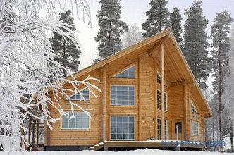 Zimske hiše iz kljuke na ključ za celoletno stalno prebivališče, projekte in cene v Moskvi