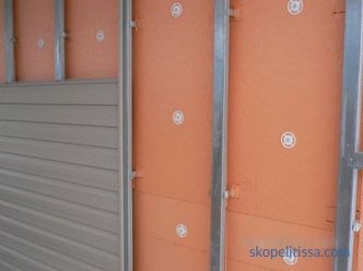 Kako obložiti leseno hišo s stransko tirnico z izolacijo: korak za korakom navodila